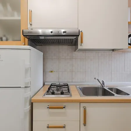 Free Parking & Netflix Quiet Into Nature Apartment *